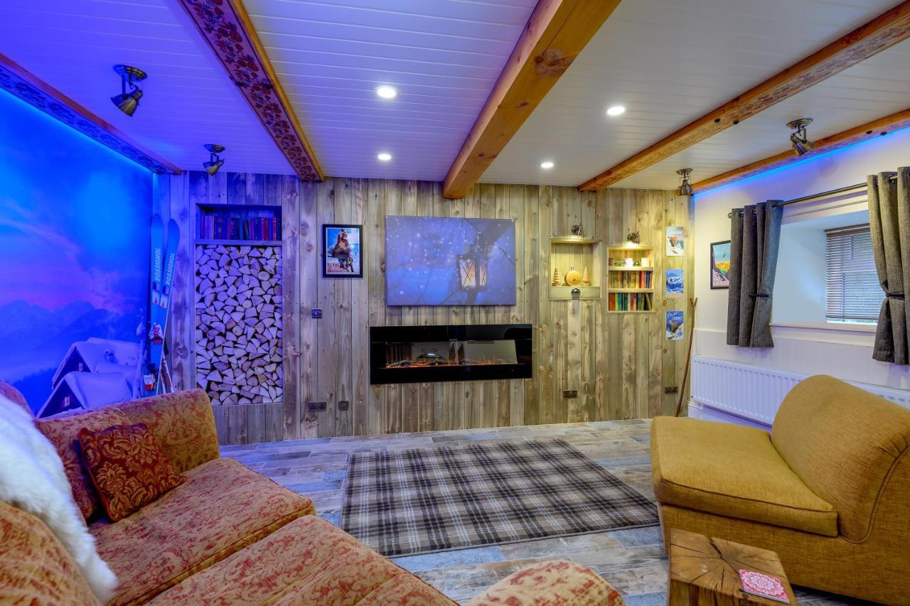 Anastasia'S Secret! Cupar Swiss Alpine Style Apartment Exterior photo